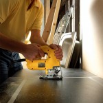 DEWALT DW341K-QS Σέγα Άνω Λαβής 550W