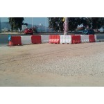 Πλαστικά στηθαία οδών ρύθμισης κυκλοφορίας αυτοκινήτων, κόκκινα και άσπρα PARK-NJ60