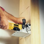 DEWALT DW682K-QS Φρεζοκαβιλιέρα για Μπισκότα 600W