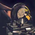 DEWALT DW872-QS Φαλτσοπρίονο μετάλλου 2200W 355mm εως 24 ΑΤΟΚΕΣ ΔΟΣΕΙΣ DEWALT DW872-QS Φαλτσοπρίονο μετάλλου 2200W 355mm εως 24 ΑΤΟΚΕΣ ΔΟΣΕΙΣ